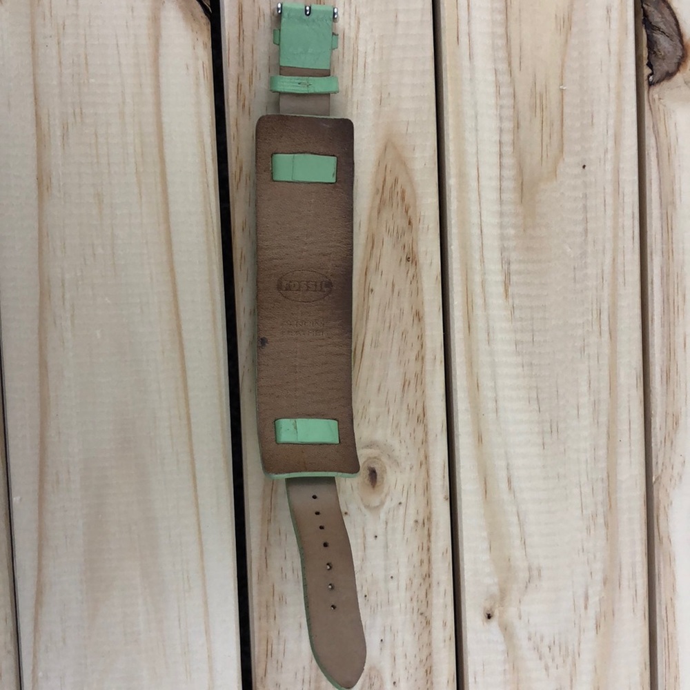Fossil Watch - Picture 2 of 5